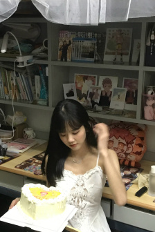 美女考比