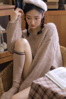 家公对儿媳妇动手脚该跟老公说吗